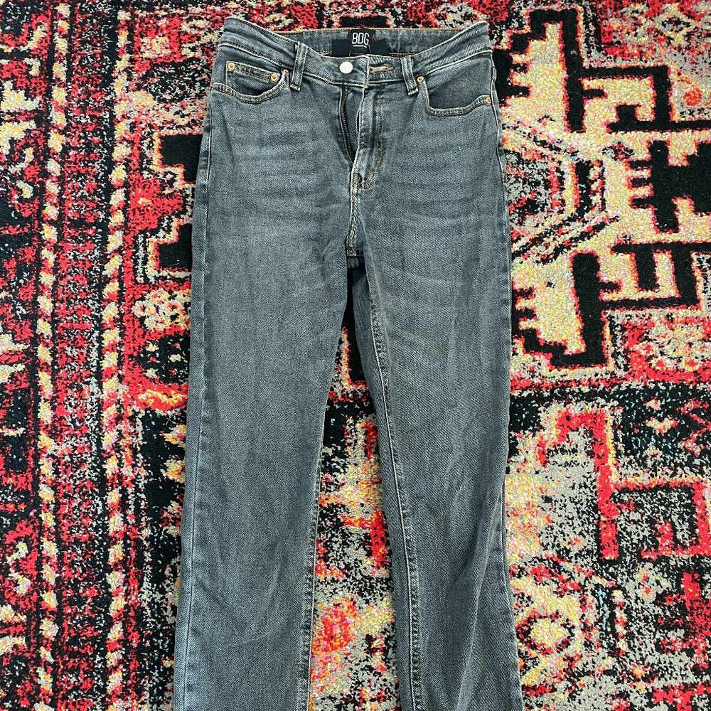 BDG Girlfriend High Rise Jeans (Faded Black)